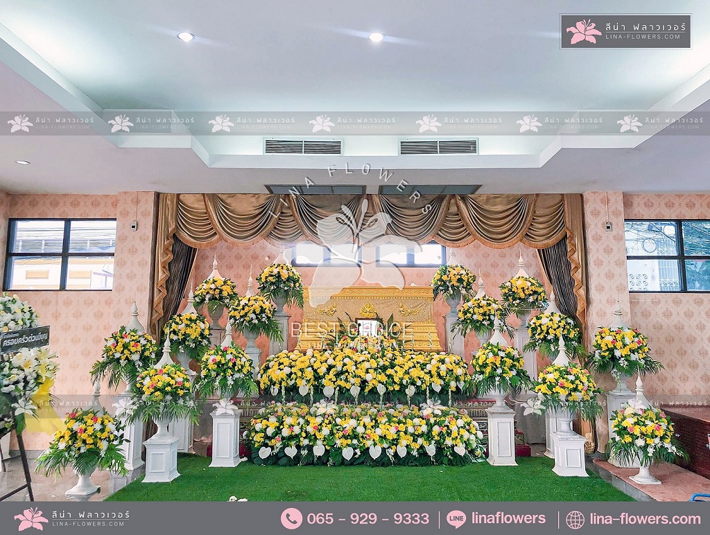 The Beautiful yellow and White Flowers at Funeral-Coffin-61