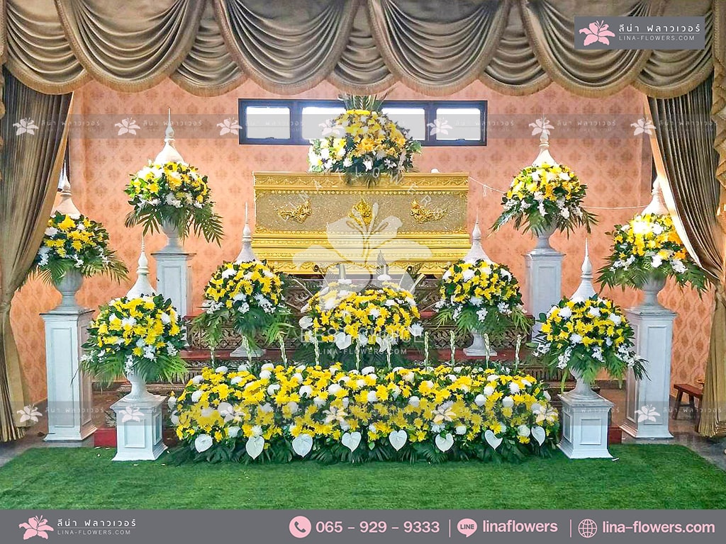 The Beautiful yellow and White Flowers at Funeral-Coffin-62